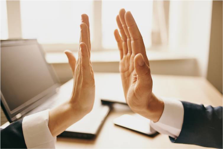 ハイタッチ営業 イメージ